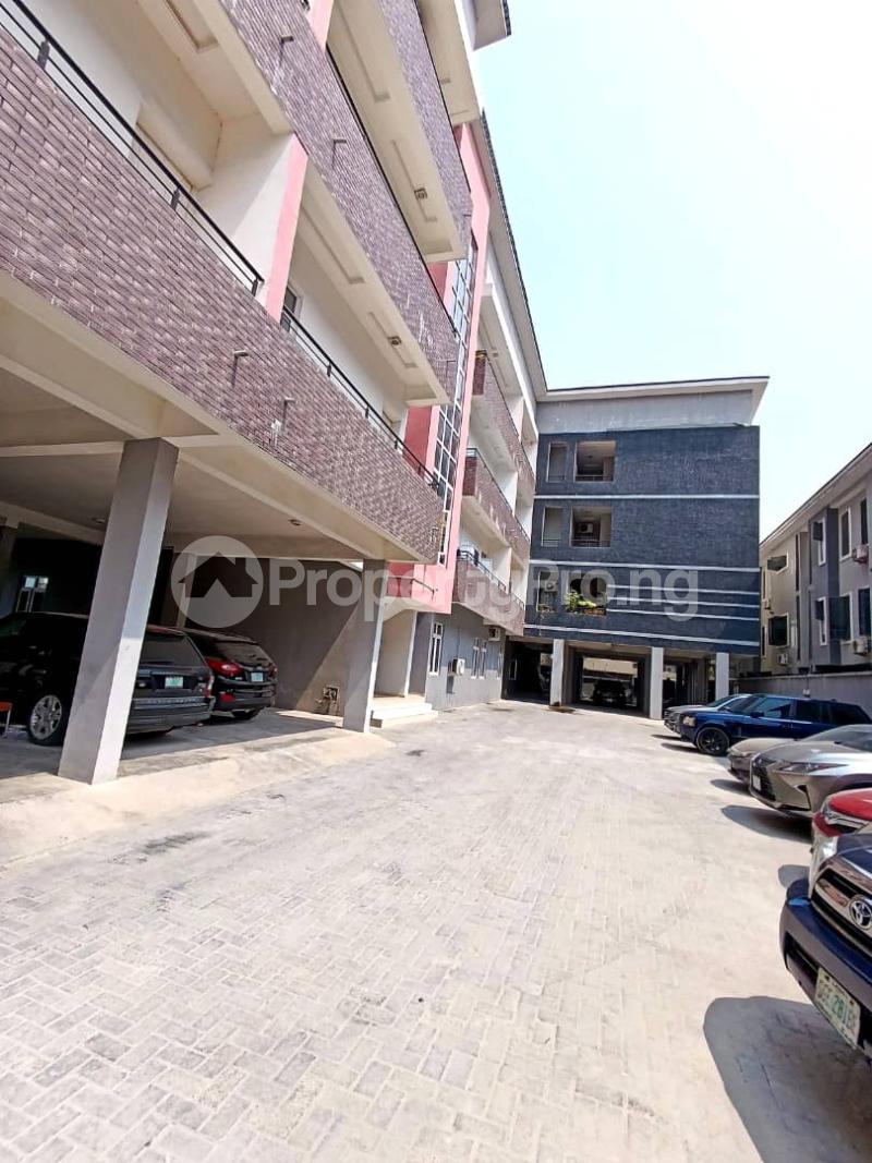 3 bedroom Flat / Apartment for rent ONIRU Victoria Island Lagos