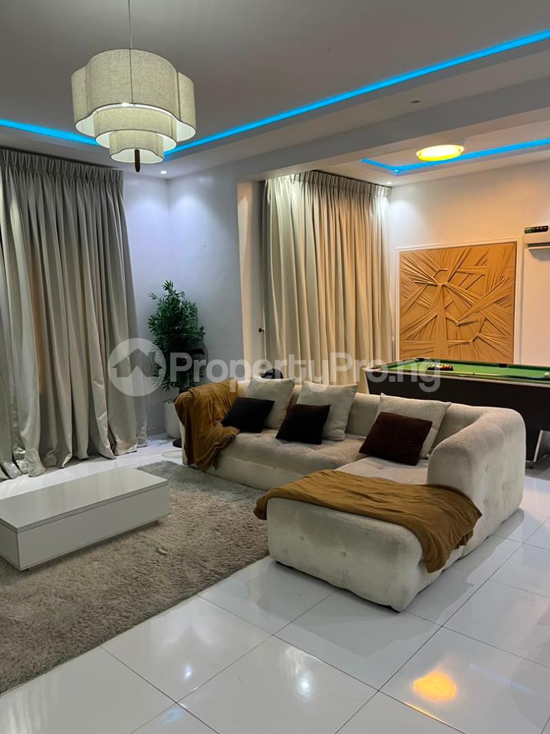 3 bedroom Flat / Apartment for rent Estate Lekki Phase 1 Lekki Lagos