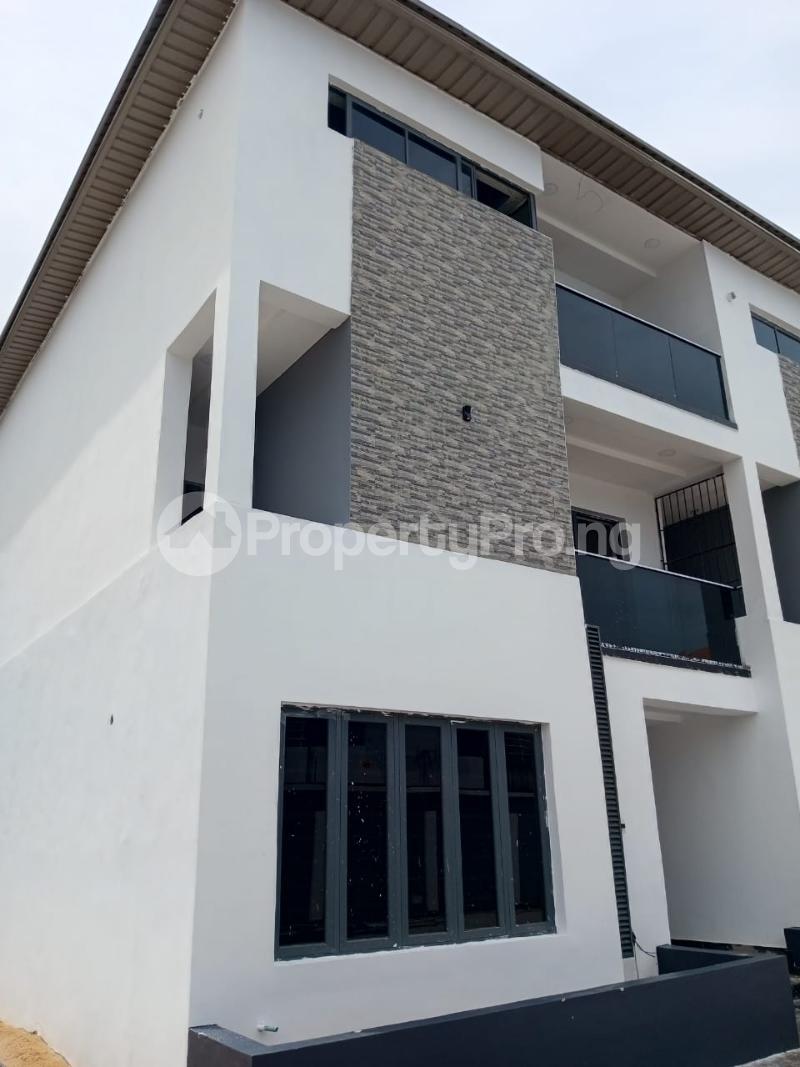 3 bedroom House for rent ONIRU Victoria Island Lagos