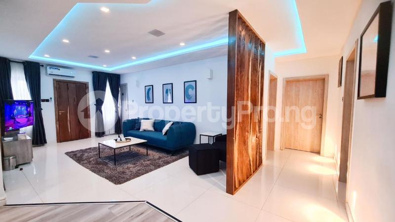 3 bedroom Flat / Apartment for rent Off Admiralty Way Lekki Phase 1 Lekki Lagos