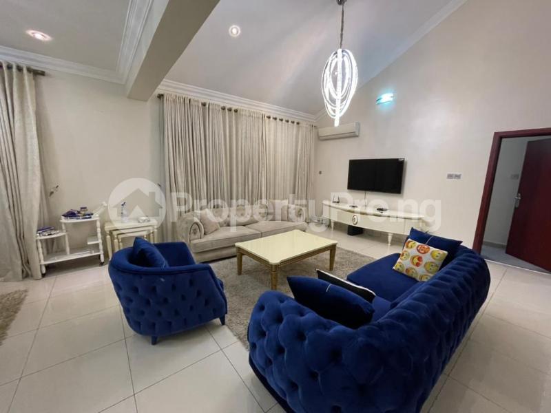 3 Bedroom House in Osapa london Lekki Lagos House for rent in lekki