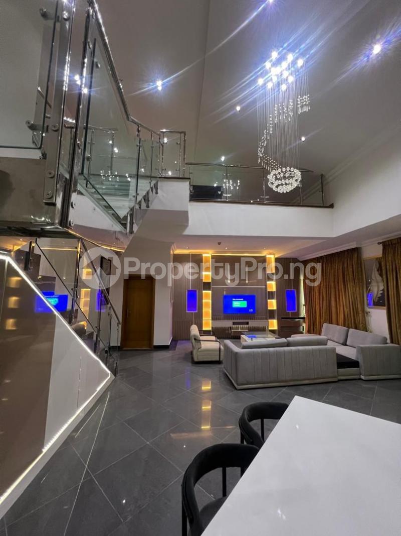 3 bedroom Flat / Apartment for rent Off Palace Road ONIRU Victoria Island Lagos