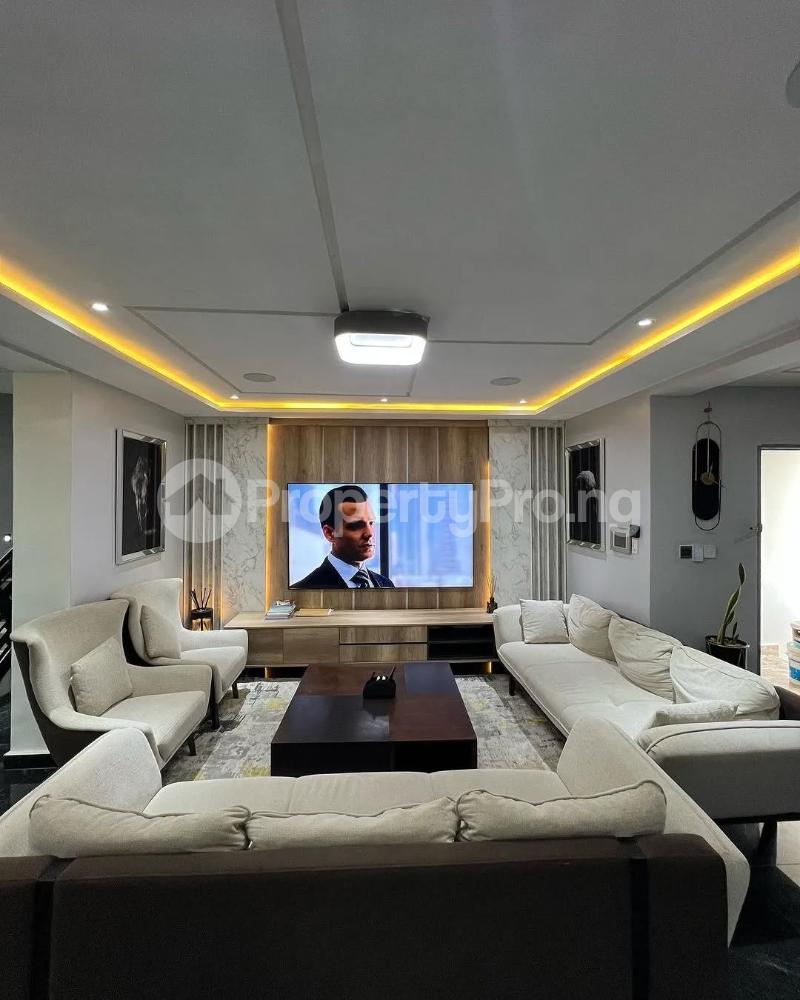 4 bedroom House for sale Gwarinpa Abuja