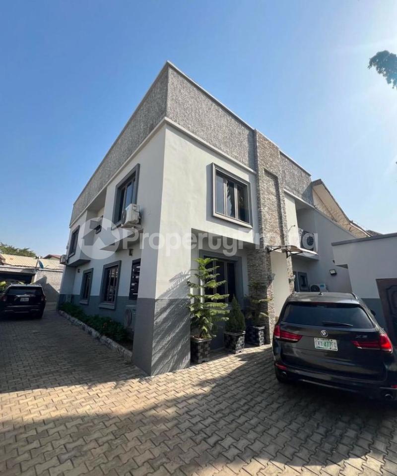 4 bedroom House for sale Gwarinpa Abuja