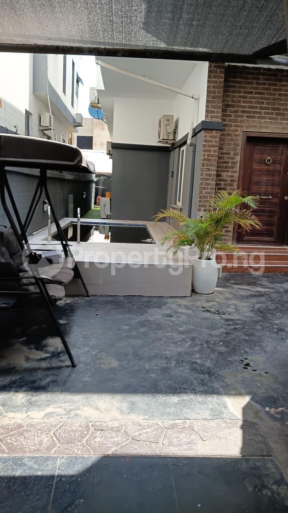 4 bedroom House for rent Estate Agungi Lekki Lagos