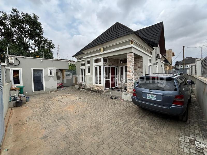 4 bedroom House for sale Aladelola Street, Ikosi, Ketu Lagos