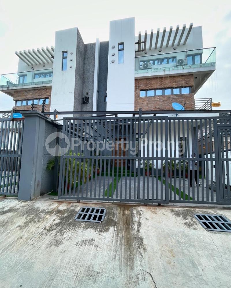 5 bedroom House for sale Osapa london Lekki Lagos