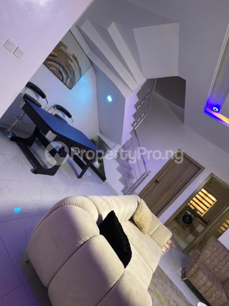 4 bedroom House for rent Before The Round About Orchid Lekki Lagos