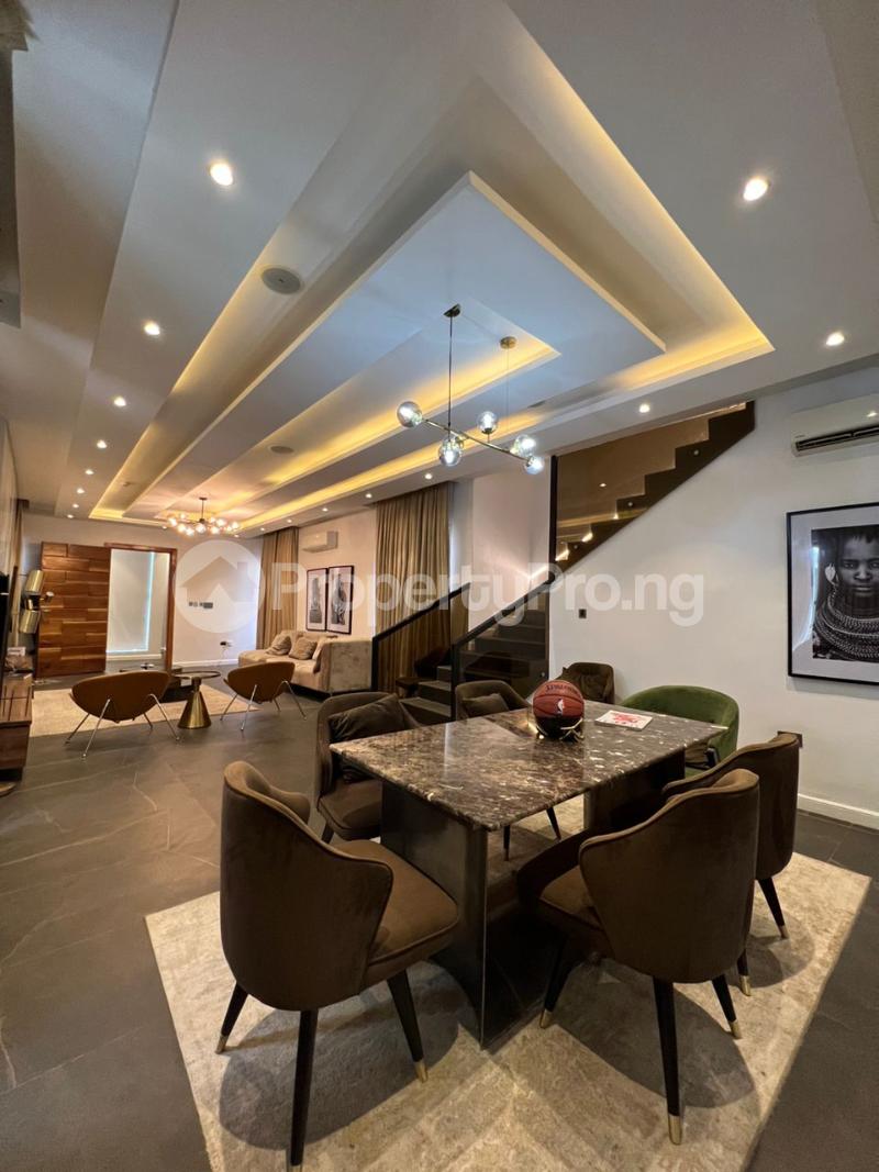 5 bedroom House for sale Osapa london Lekki Lagos