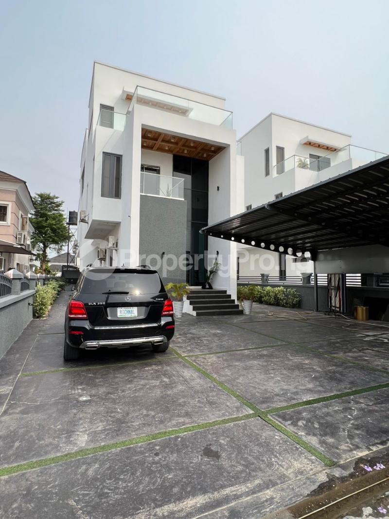 5 bedroom House for sale Osapa london Lekki Lagos