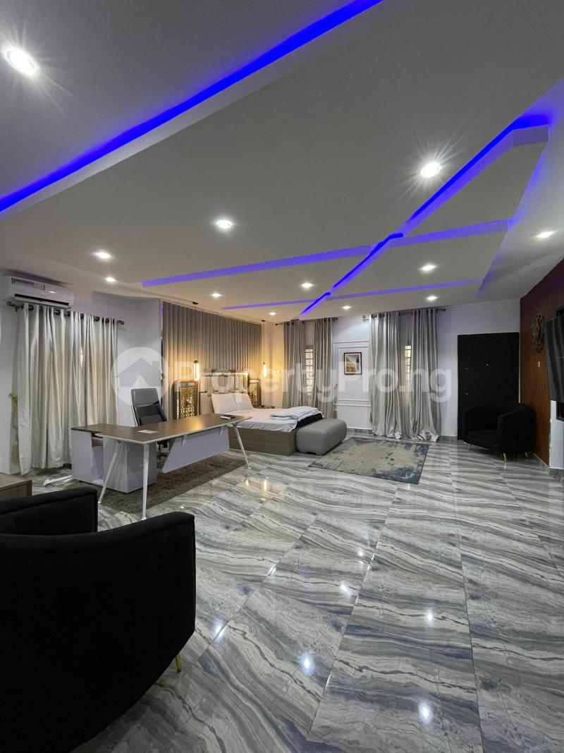 5 bedroom Flat / Apartment for rent Engr Lere Adigun Gra, Basorun Ibadan Oyo - 0