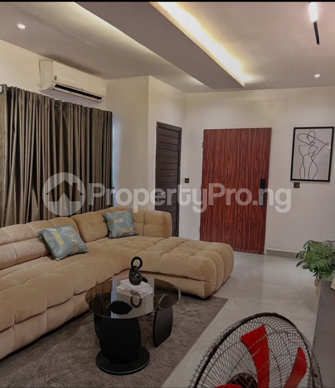 1 bedroom Flat / Apartment for rent Off Adeola Odeku Street Victoria Island Lagos State. Adeola Odeku Victoria Island Lagos