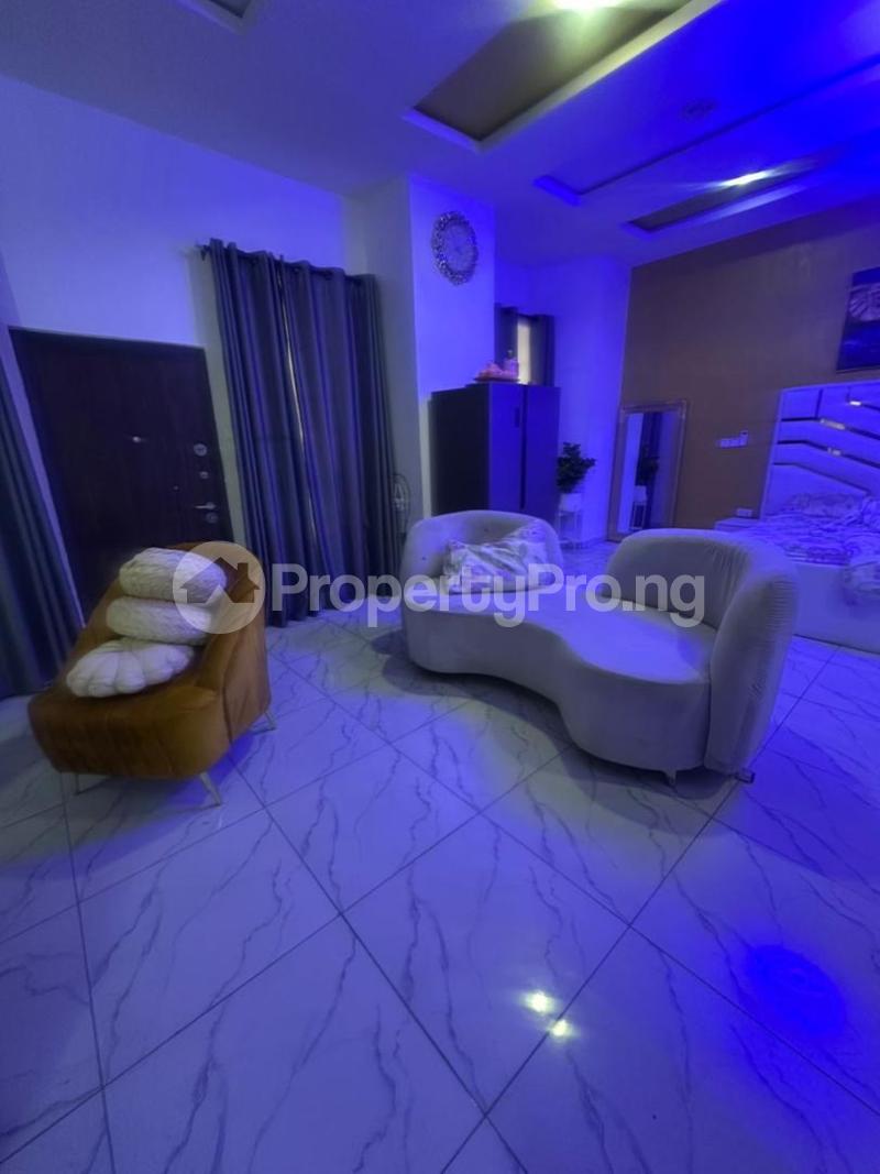 1 bedroom Flat / Apartment for rent Osapa London Lekki Phase 1 Lekki Lagos