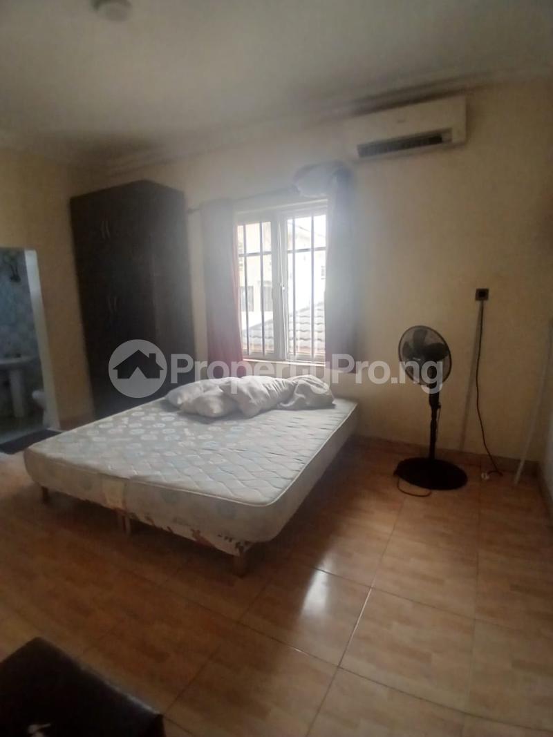 Flat / Apartment for rent Alagomeji Yaba Lagos