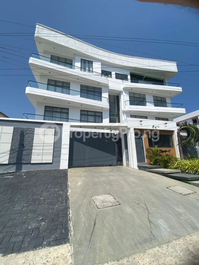 4 bedroom Flat / Apartment for rent Lekki Phase 1 Lekki Lagos