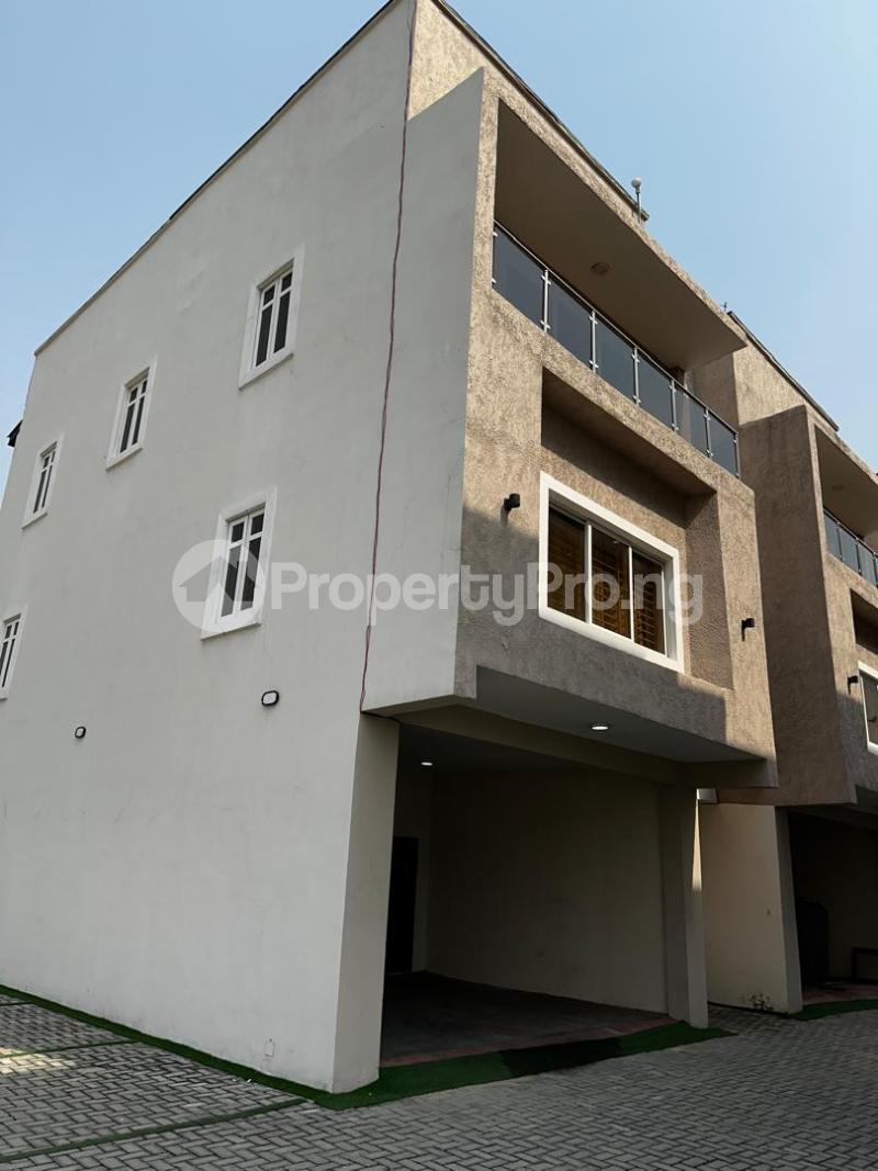 4 bedroom House for sale Orange Estate, Orchid Road Lekki Lagos