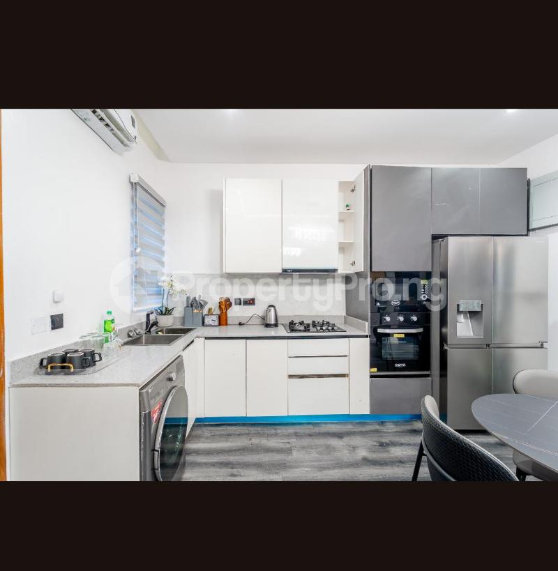 2 bedroom House for rent Freedom Way Lekki Lagos