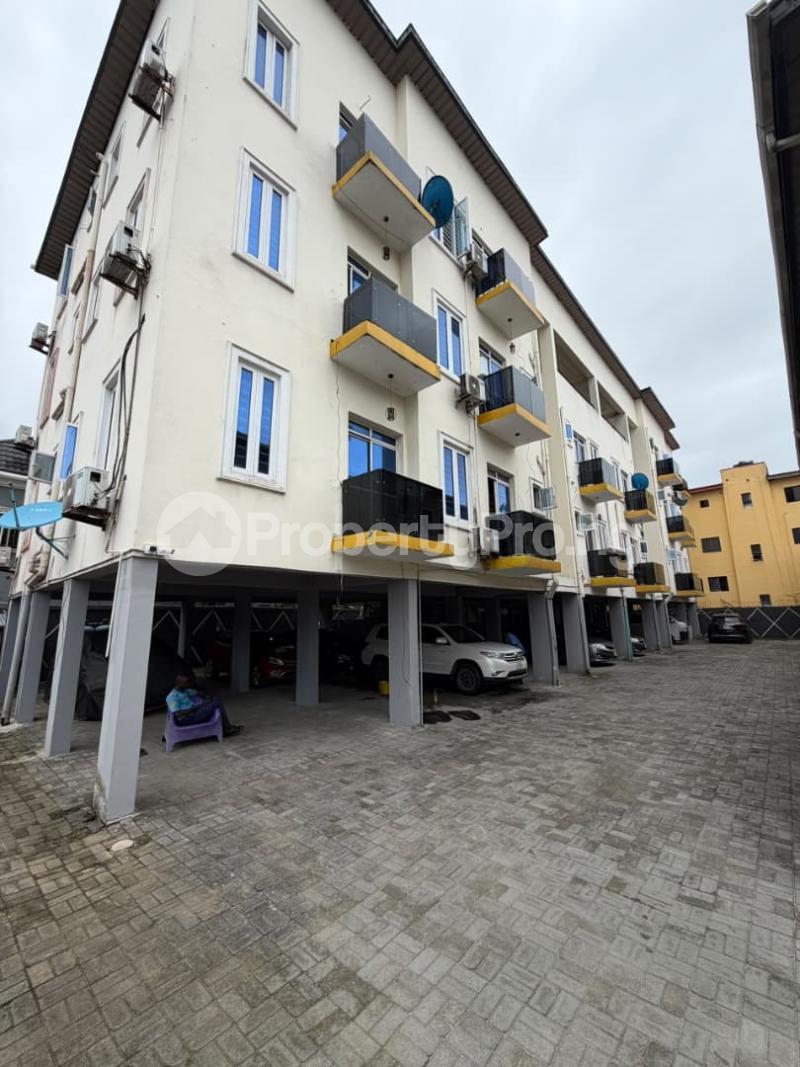 1 bedroom Flat / Apartment for rent Alpha Beach Rd Chevron Lekki Lagos