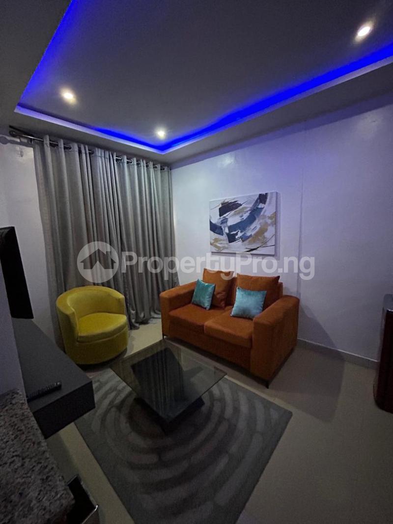 1 bedroom Flat / Apartment for rent Off Admiralty Lekki Phase 1 Lekki Phase 1 Lekki Lagos