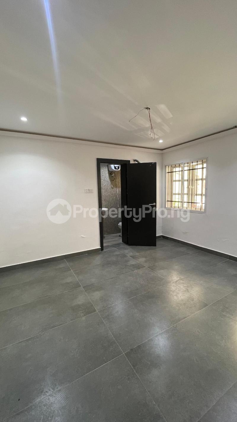 2 bedroom Flat / Apartment for rent Oniru Estate Vi Lagos State. ONIRU Victoria Island Lagos