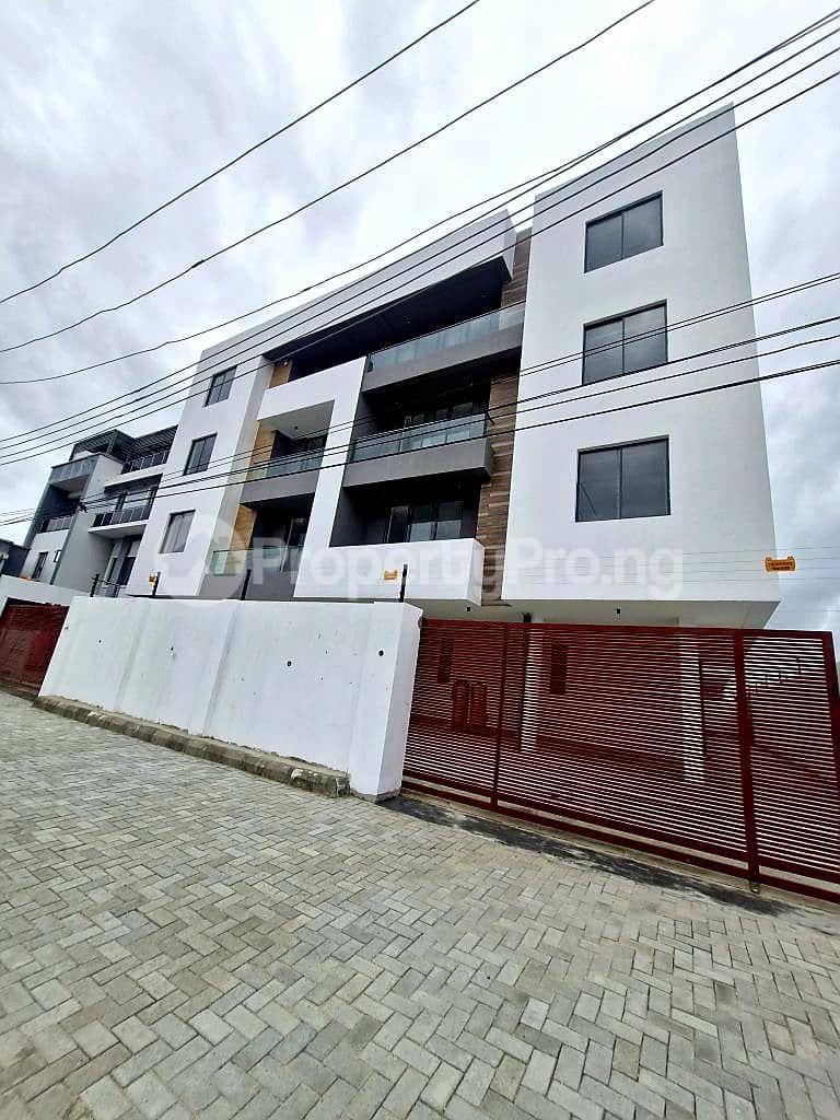 2 bedroom House for sale ONIRU Victoria Island Lagos