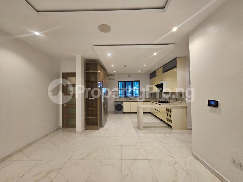 2 bedroom Flat / Apartment for rent 1st Roundabout Lekki Lagos