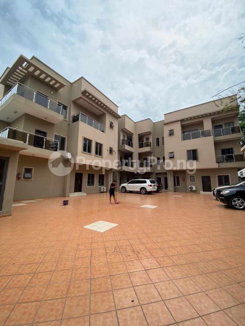 2 bedroom House for rent ONIRU Victoria Island Lagos