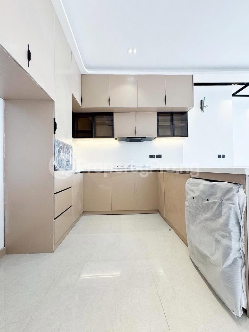 2 bedroom Flat / Apartment for sale Lekki Phase 1 Lekki Lagos