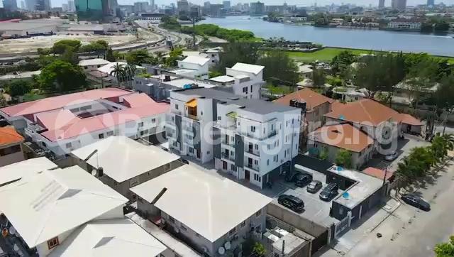 Flat / Apartment for rent Lekki Phase 1 Lekki Lagos