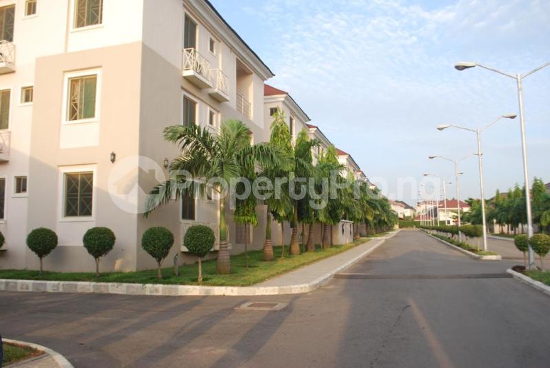 3 bedroom Flat / Apartment for sale Crown Court Estate Mabushi Abuja