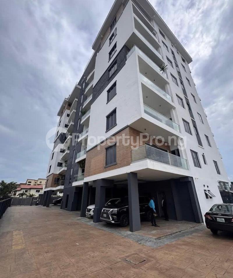 3 bedroom Flat / Apartment for rent Lekki Right Hand Side, Lekki Phase 1, Lagos State. Lekki Phase 1 Lekki Lagos