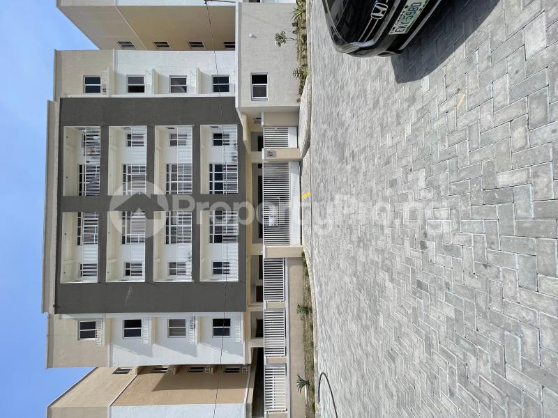 3 bedroom Flat / Apartment for rent Osapa london Lekki Lagos