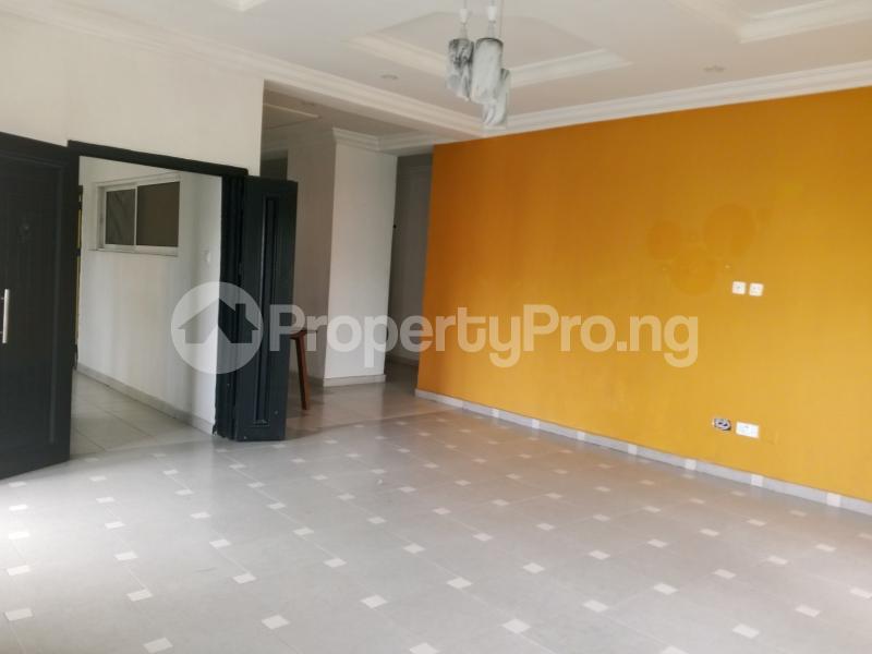 3 bedroom Flat / Apartment for rent ONIRU Victoria Island Lagos