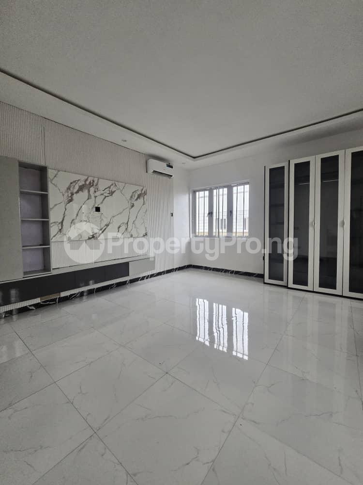 3 bedroom Flat / Apartment for rent Lekki Phase 1 Lagos State. Lekki Phase 1 Lekki Lagos