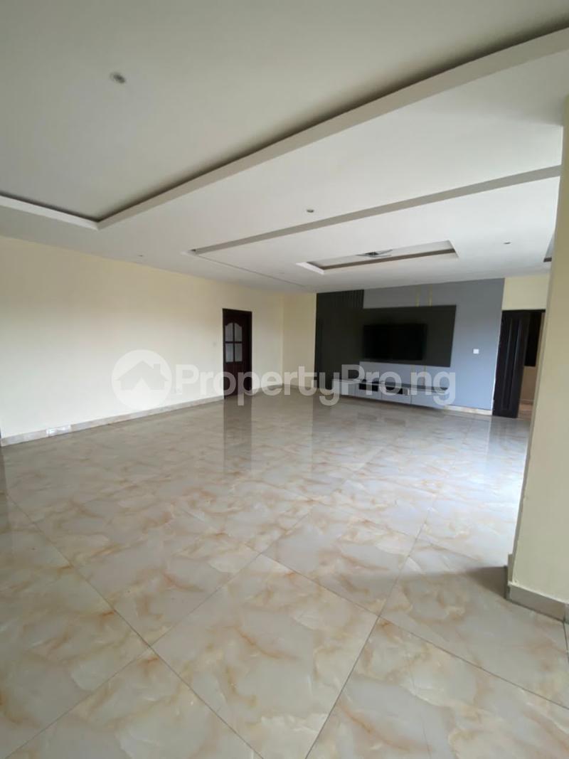 3 bedroom Flat / Apartment for rent ONIRU Victoria Island Lagos