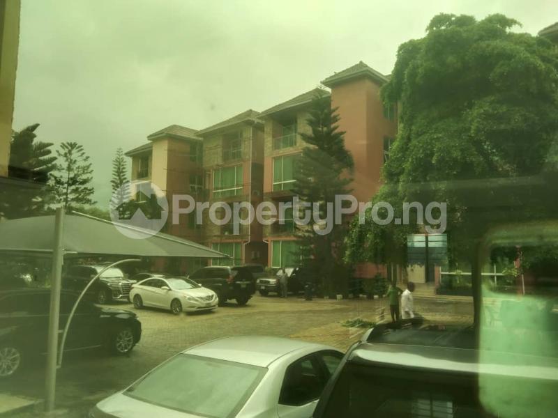 3 bedroom Flat / Apartment for rent Oba Elegushi Street Ikoyi Lagos State. Old Ikoyi Ikoyi Lagos