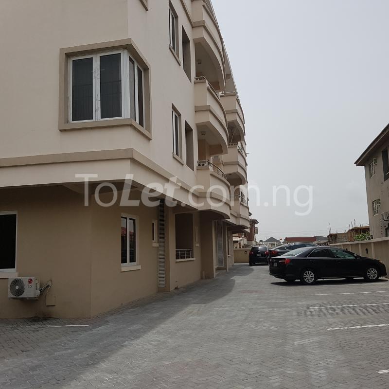 3 bedroom Flat / Apartment for rent Adebisi Ogunniyi Lekki Phase 1 Lekki Lagos