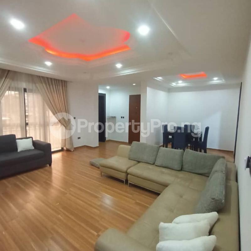 3 bedroom Flat / Apartment for rent Lekki Right. Lekki Phase 2 Lekki Lagos