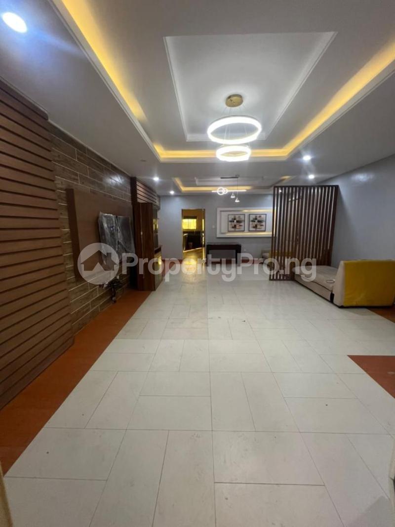3 bedroom Flat / Apartment for rent ONIRU Victoria Island Lagos