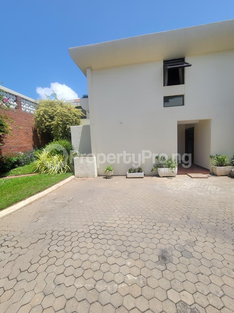 3 bedroom Flat / Apartment for rent Lekki Lagos
