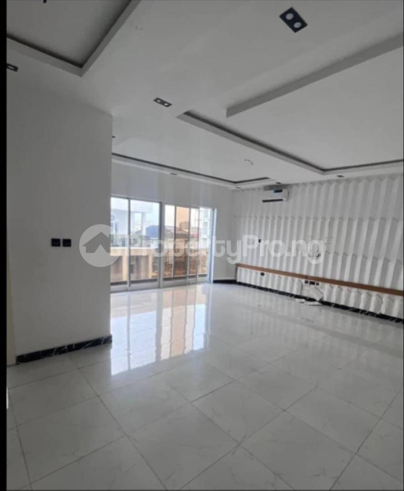 3 bedroom Flat / Apartment for rent Lekki Phase 1 Lagos State. Lekki Phase 1 Lekki Lagos