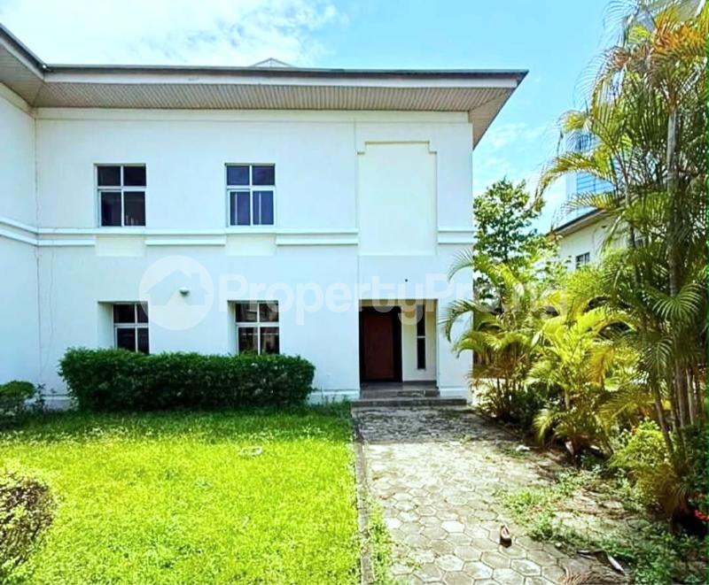3 bedroom House for rent Treasure Garden Estate,off Freedom Way,lekki Lagos State. Lekki Phase 1 Lekki Lagos