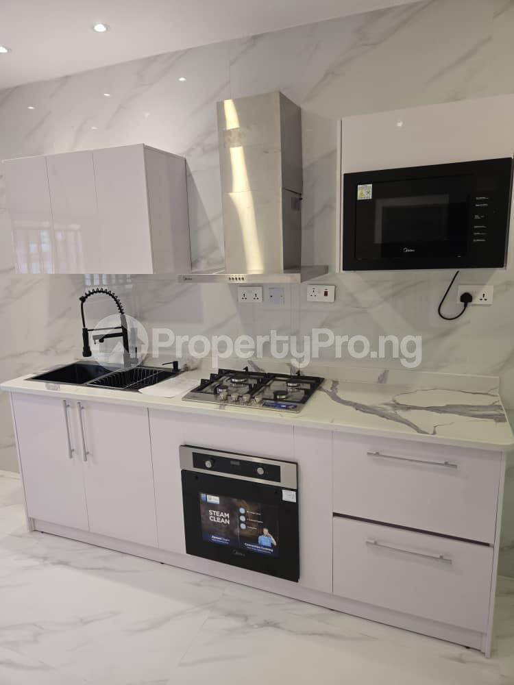 3 bedroom House for rent Victoria Island Lagos. Victoria Island Lagos