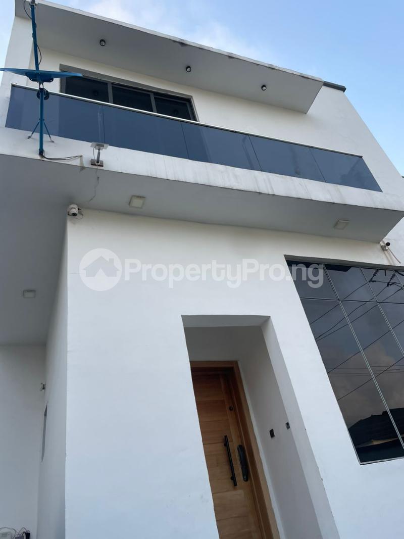 3 bedroom House for rent Bera Estate Chevron Lekki Lagos