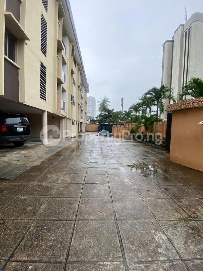 4 bedroom Flat / Apartment for rent Off Sanusi Fafunwa,victoria Island Lagos State Sanusi Fafunwa Victoria Island Lagos