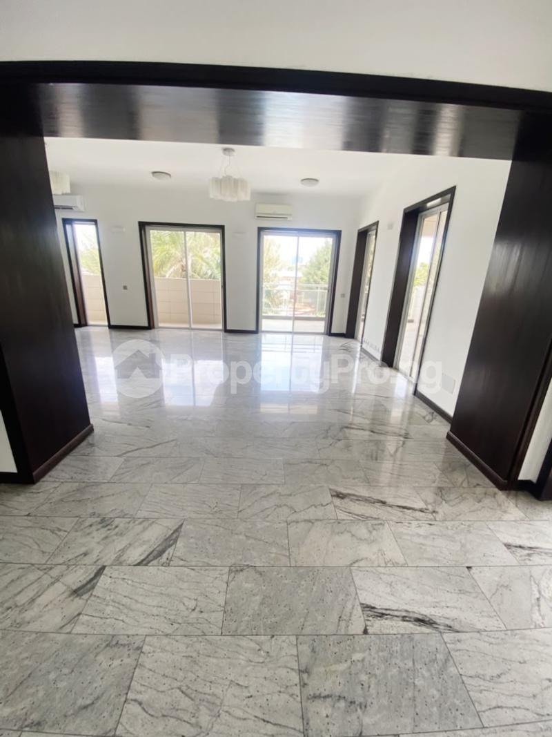 4 bedroom Flat / Apartment for rent Victoria Island Lagos