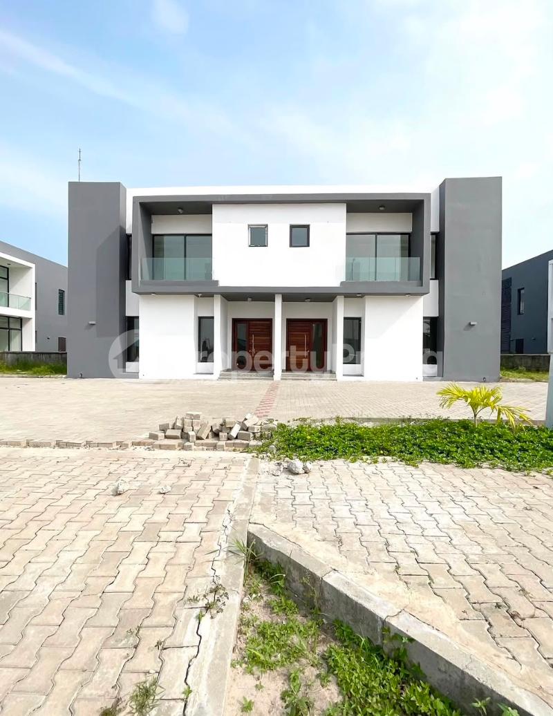 4 bedroom Flat / Apartment for rent Jakande Lekki Lagos
