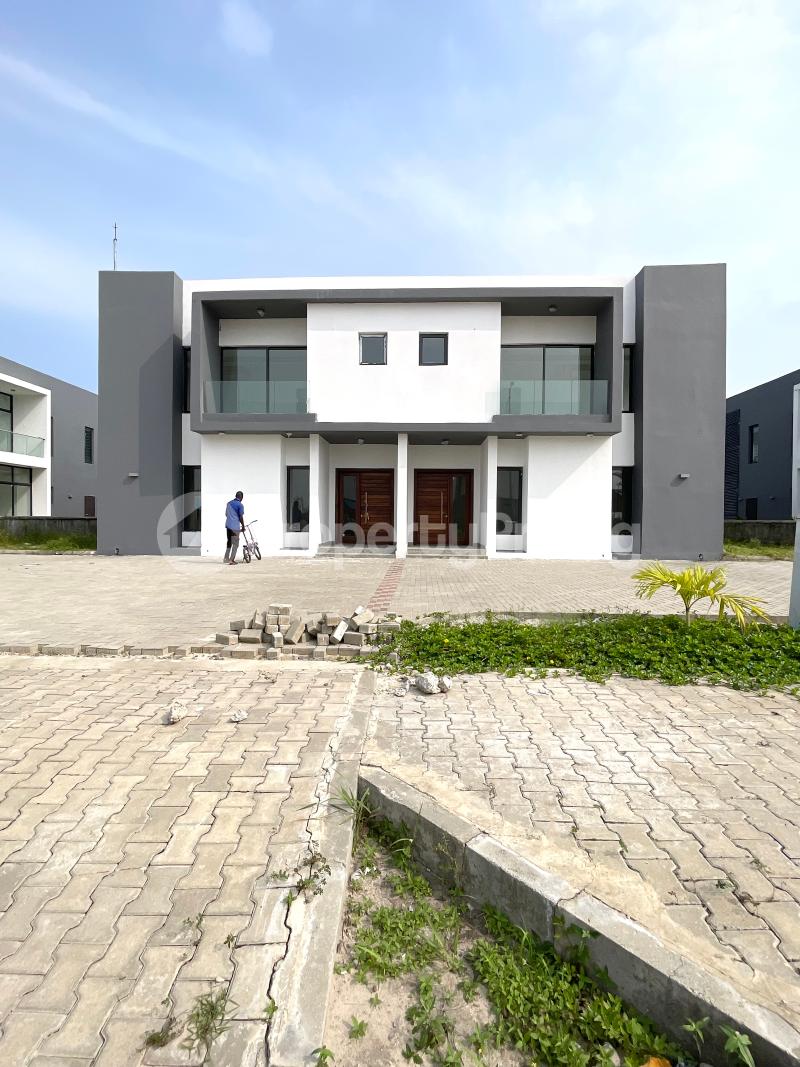 4 bedroom House for rent Jakande Lekki Lagos