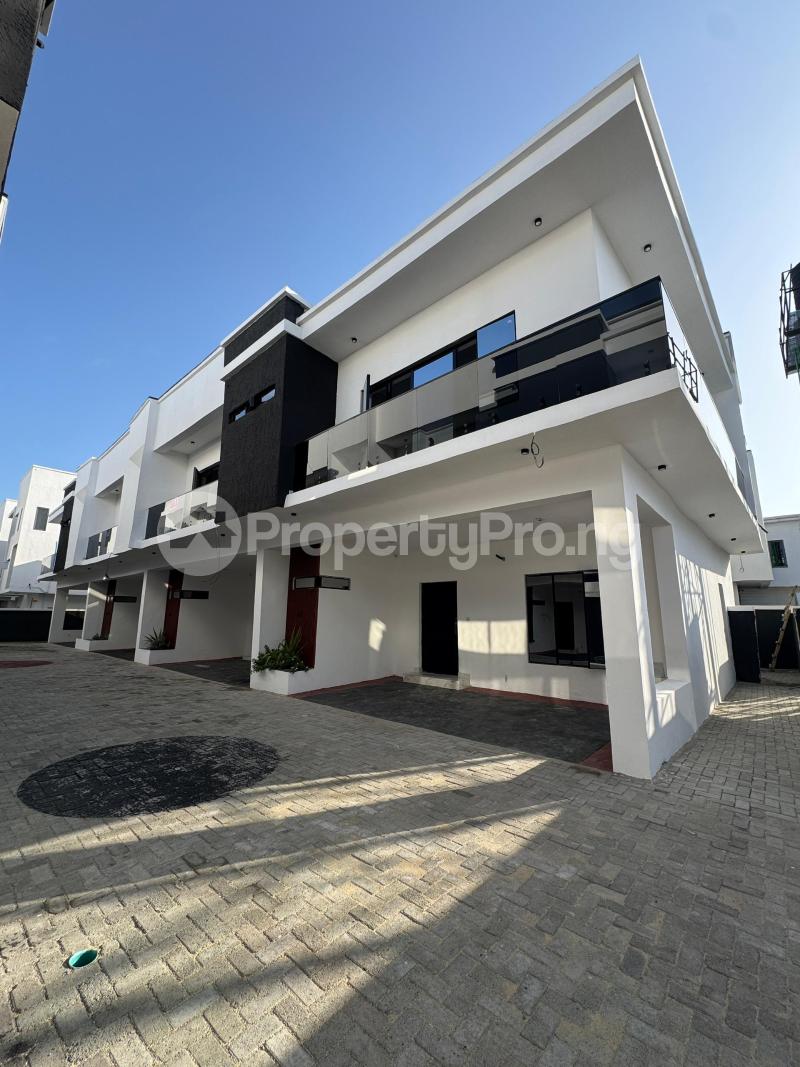 4 bedroom House for sale Ikota Lekki Lagos