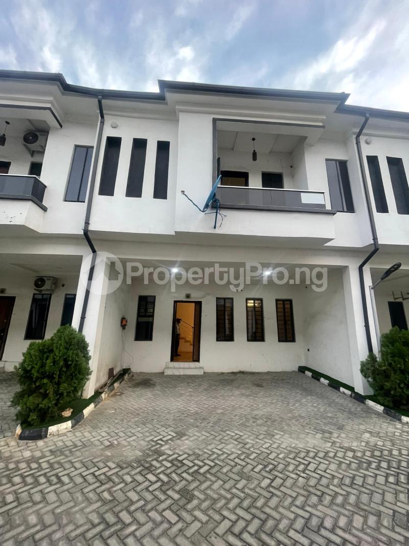 4 bedroom House for rent Harris Drive Estate Vgc Lagos State. VGC Lekki Lagos
